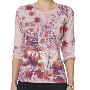 size XL, bust is up to 44 inches, kittens and pumpkins shirt, new 🐈‍⬛ condition